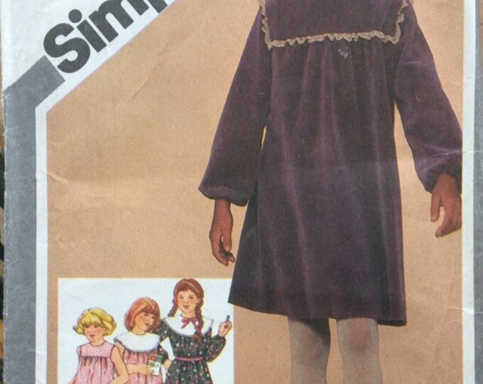 Girl's dress with detachable collar Simplicity sewing pattern