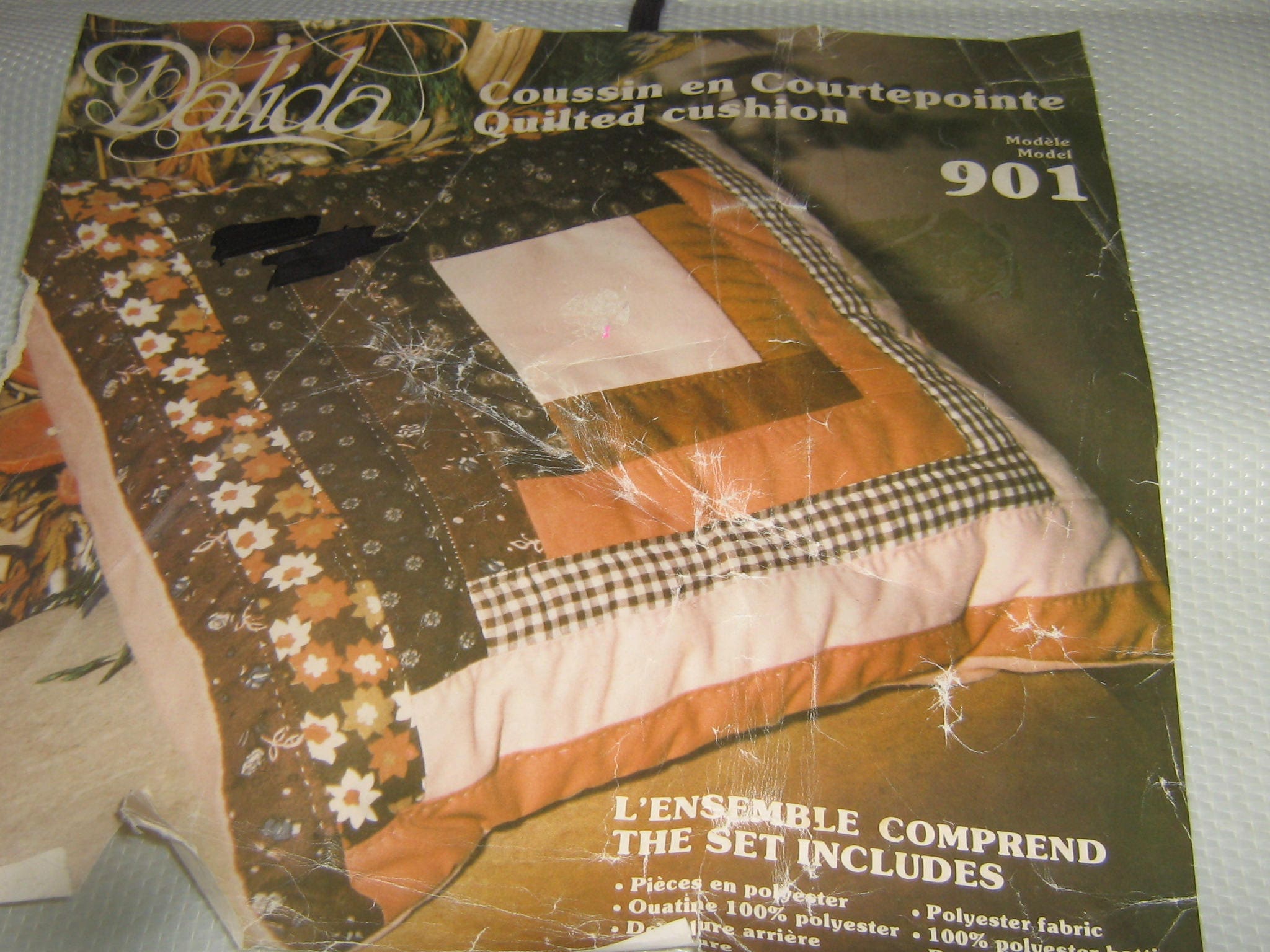 Quilted cushion craft kit