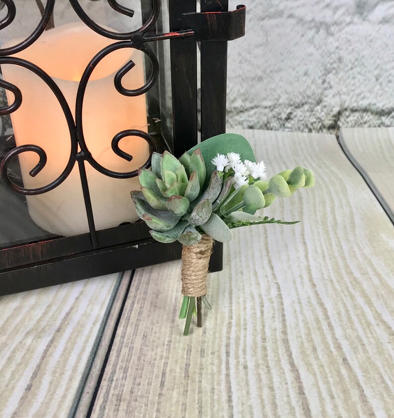 Eucalyptus Boutonni\u00e8re White Boutonni\u00e8re Succulent Boutonni\u00e8re Groom Green Boutonni\u00e8re Silk Boutonni\u00e8re Baby/'s Breath Boutonniere