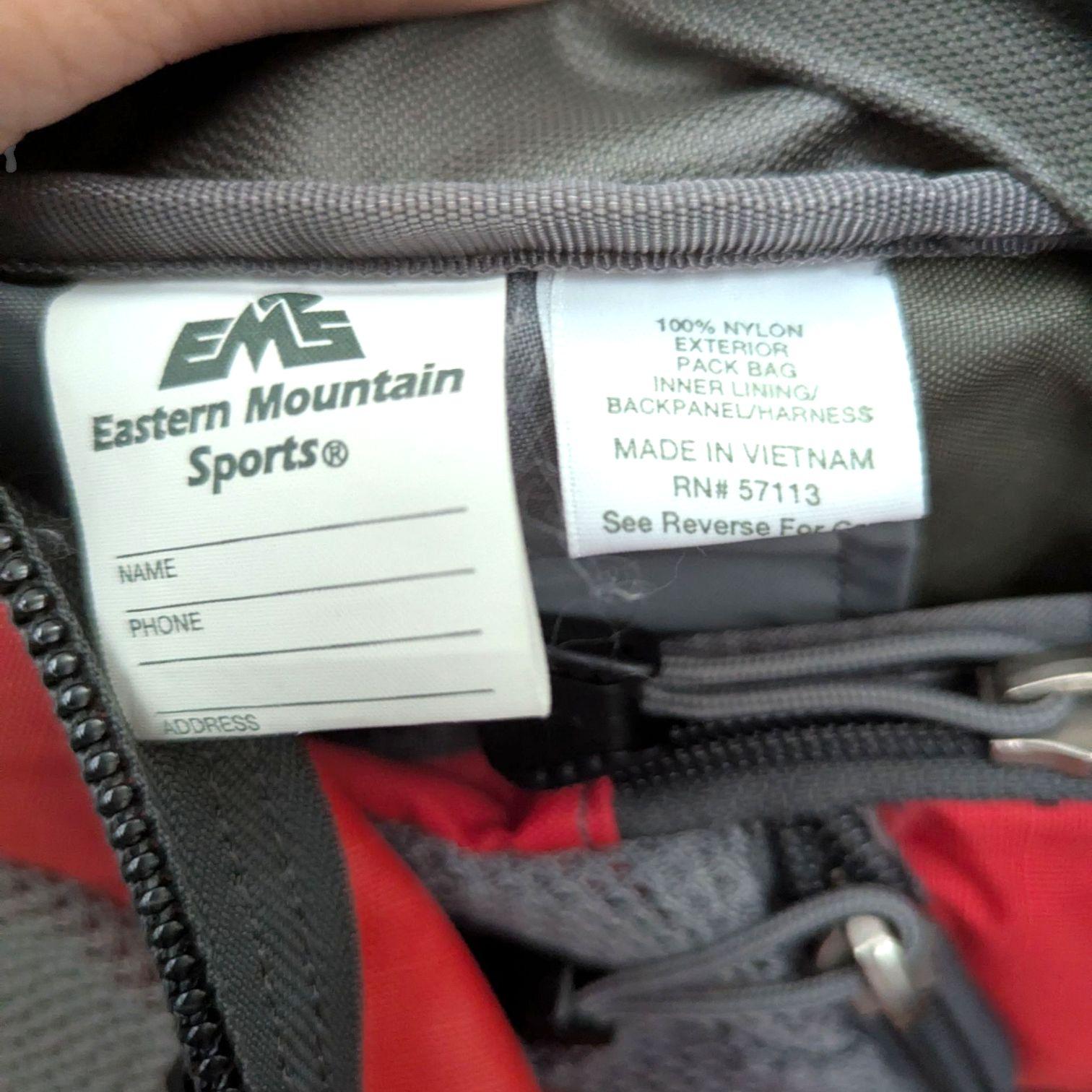 EMS Eastern Mountain Sports Water Slide Pink Hiking Water 