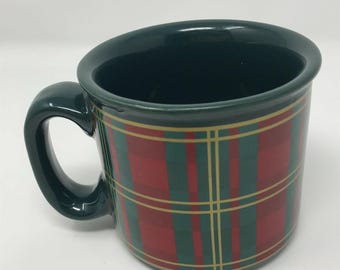 Large GODIVA Chocolate Green Red Tartan Plaid Holiday Ceramic Coffee Cup Mug