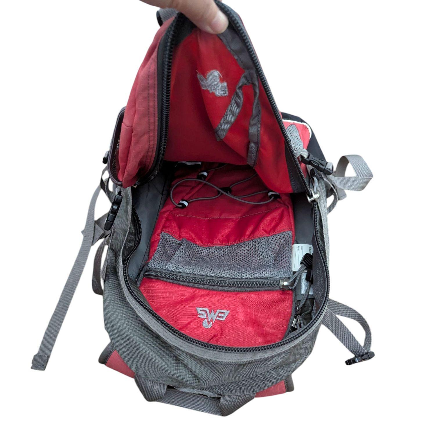 EMS Eastern Mountain Sports Water Slide Pink Hiking Water 