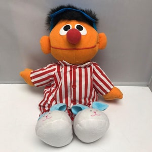 Tyco 1996 VTG Sesame Street Sing and Snore Ernie Talking and Singing Plush 18″