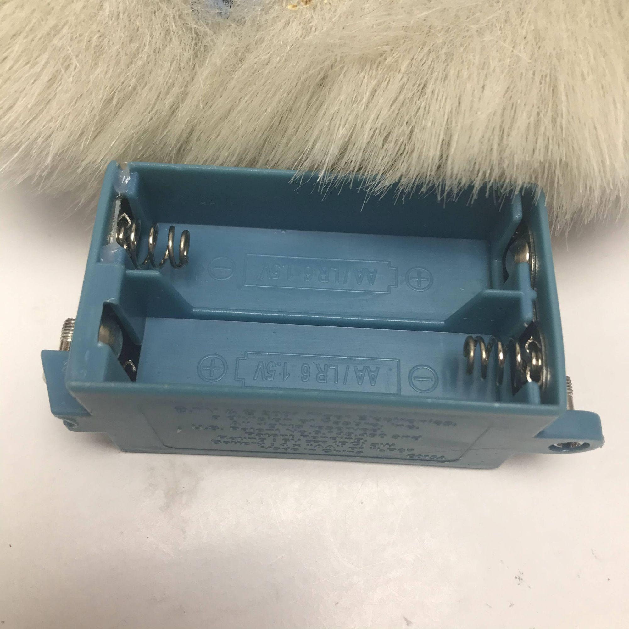 2001 Tiger Electronics Hasbro Interactive Blue Furby Clam 2001 Tiger Electronics Hasbro Interactive Blue Furby Clam