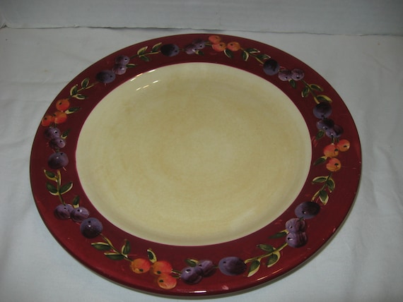 ONEIDA china TUSCAN GRAPES pattern SALAD or DESSERT PLATE 7/"