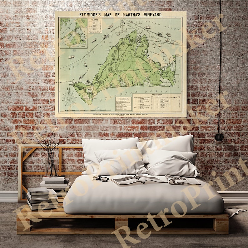 Puede incluir: Un mapa antiguo de Martha's Vineyard, Massachusetts, impreso en tinta marr&oacute;n y verde sobre un fondo crema. El mapa muestra la costa de la isla, las carreteras y las ciudades. El t&iacute;tulo "Eldridge's Map of Martha's Vineyard" est&aacute; impreso en la parte superior del mapa.