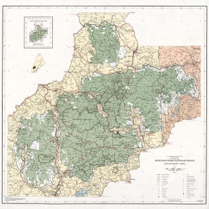 Bosque Nacional de las Montañas Blancas, Nueva Hampshire y Maine, 1984. Impresión de reproducción de mapa de pared antiguo estilo Deco de casa de hardware de restauración vintage.