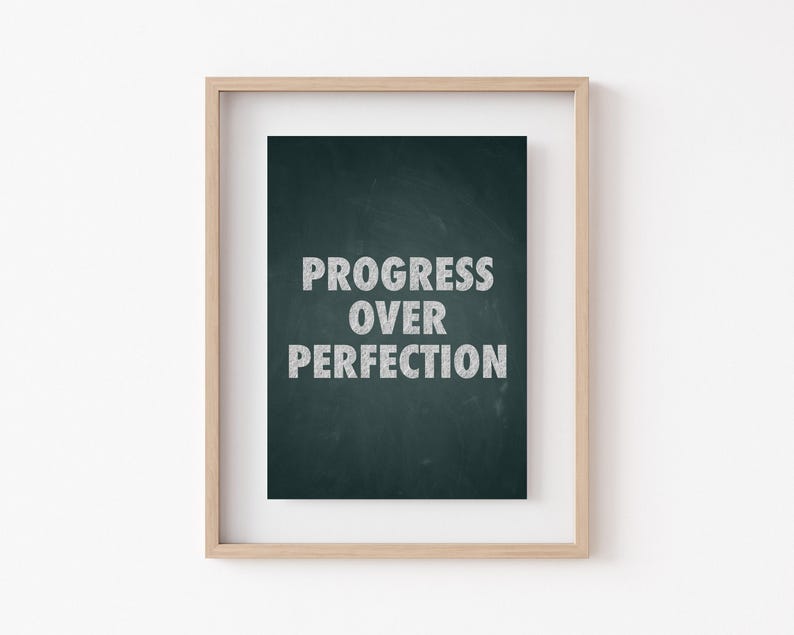 kunst aan de muur voor thuisonderwijs | vooruitgang over perfectieteken | inspirerende poster | afdrukbare muurkunst in de klas | kikiandnim | digitale afdruk afbeelding 2