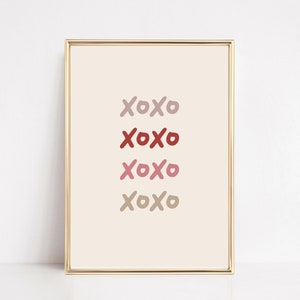 xoxo print | pink and red wall art | romantic wall art | valentines day decor | valentines day printables | kikiandnim | printable wall art