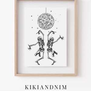 Arte de pared de esqueleto bailando / Arte de bola de discoteca / Impresión de Halloween / Decoraciones de Halloween divertidas / Kikiandnim / Impresión digital imagen 9
