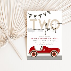 Invito di compleanno Two Fast, invito per il secondo compleanno di un bambino con auto da corsa, modello modificabile scaricabile digitalmente, Corjl