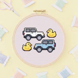 Schema punto croce "Anatra Anatra Jeep", ricamo auto (download PDF)