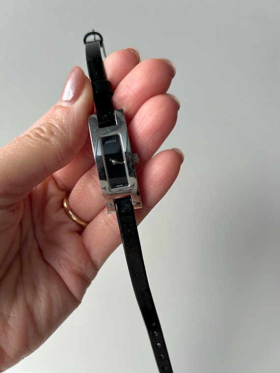 1990s Gucci Rectangular Quartz Watch - image 1
