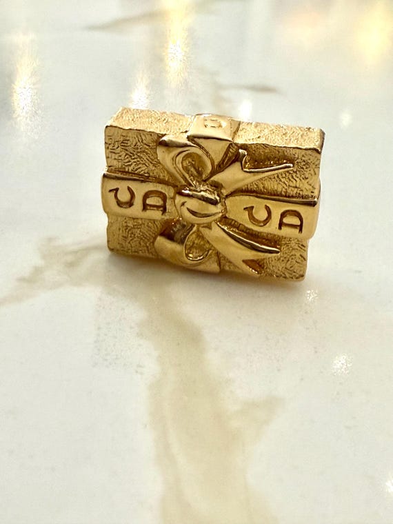 ヴィンテージ 90 年代 クリスチャン ディオール ギフト ボックス ピン