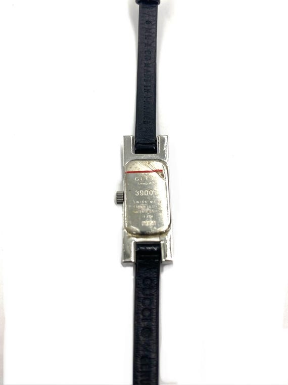1990s Gucci Rectangular Quartz Watch - image 5
