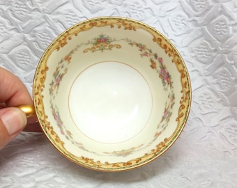 Vintage Ivory Tea Cup with gold gild, VIntage Noritake Tea cup, Ivory Cup, Ivory and Gold Tea cup Shabby Chic Decor, Ivory floral tea cup