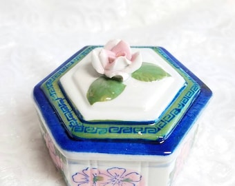 Vintage Porcelain Rose Trinket Box, Rose Hexagon Porcelain box, Miniature porcelain trinket dish with roses with lid, Jewelry storage