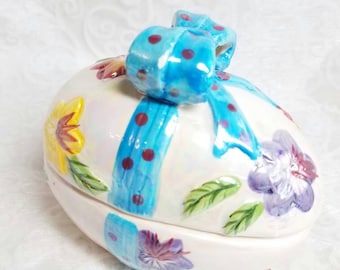 Lustreware Easter Egg Trinket Box, Vintage Ceramic Lusterware Egg Shaped Box with lid and Bow, Blue Pink Easter Trinket box, Easter Gift