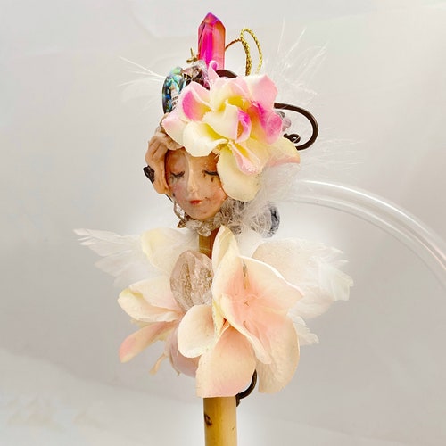 Crystal Wand, Healing Wand, Enchanted Wand, Ornamental Wand, Wand, Unique shops Gift