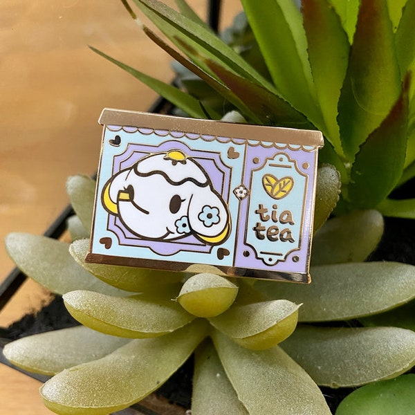 Tia Tea Enamel Pin - Animal Crossing