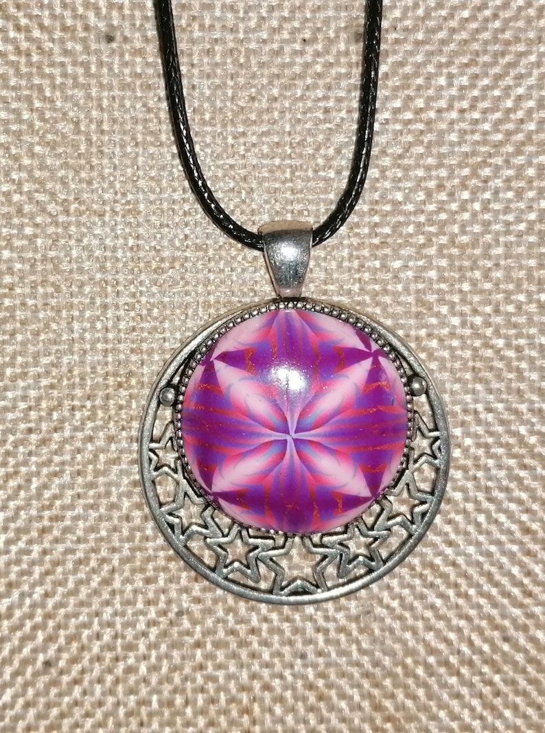 Cabochon pendant necklace in polymer paste fimo