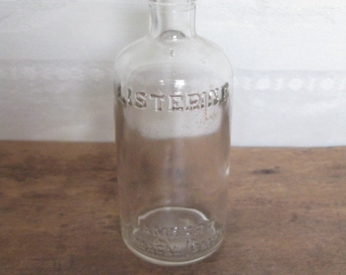 Embossed Listerine Lambert Pharmacal Co Clear Glass Bottle / Vintage