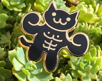 Pin de esmalte de gato pequeño