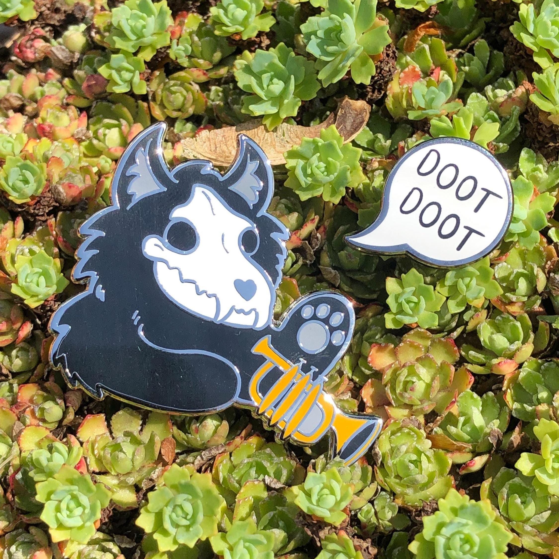Pin de esmalte Doot Doot Fumi