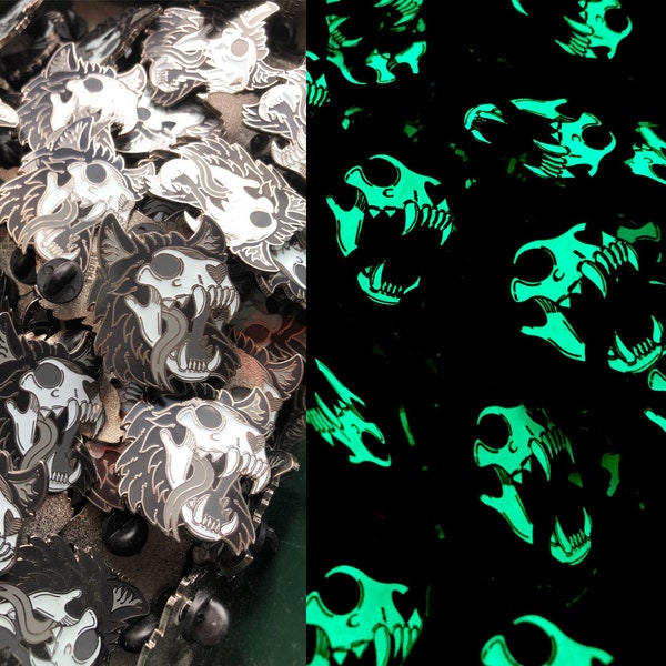 Glow Skull Pin (SECONDS)