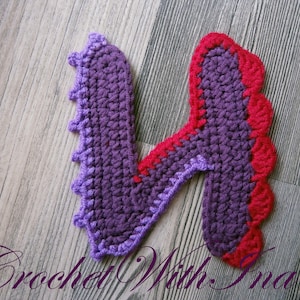 Crochet PATTERN of Ciryllic letter &quot;И&quot; for monogran,decor.Схема на една кука за буквата &quot;И&quot; на  Кирилица,подходяща за декорация или монограм