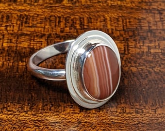Ring aus Lake Superior-Achat und Sterlingsilber, Größe 10,5