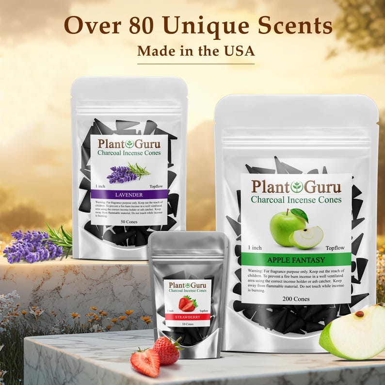 Puede incluir: Conos de incienso en varios aromas, incluyendo lavanda, fantas&iacute;a de manzana y fresa, se muestran en bolsas transparentes. La imagen incluye el texto "Over 80 Unique Scents Made in the USA."