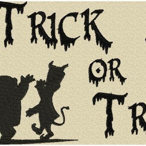 以下が含まれることがあります： 魔女、幽霊、悪魔のシルエットイラストで、文字は「Trick or Treat」と滴るようなフォントで書かれています。右上の隅には、ジャック・スケリントンの笑顔のシルエットがあります。