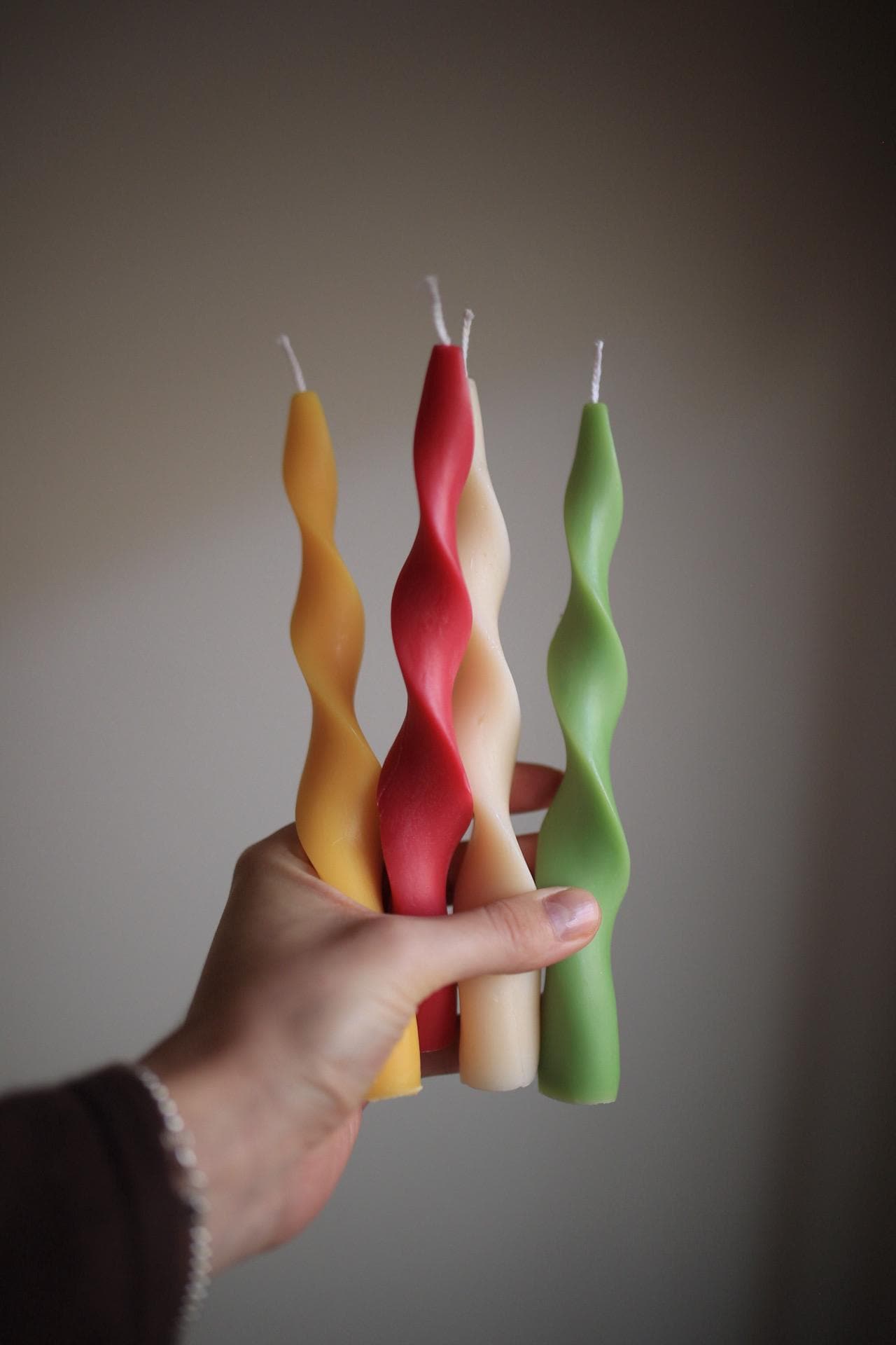Long Wave Beeswax Taper Candle 1