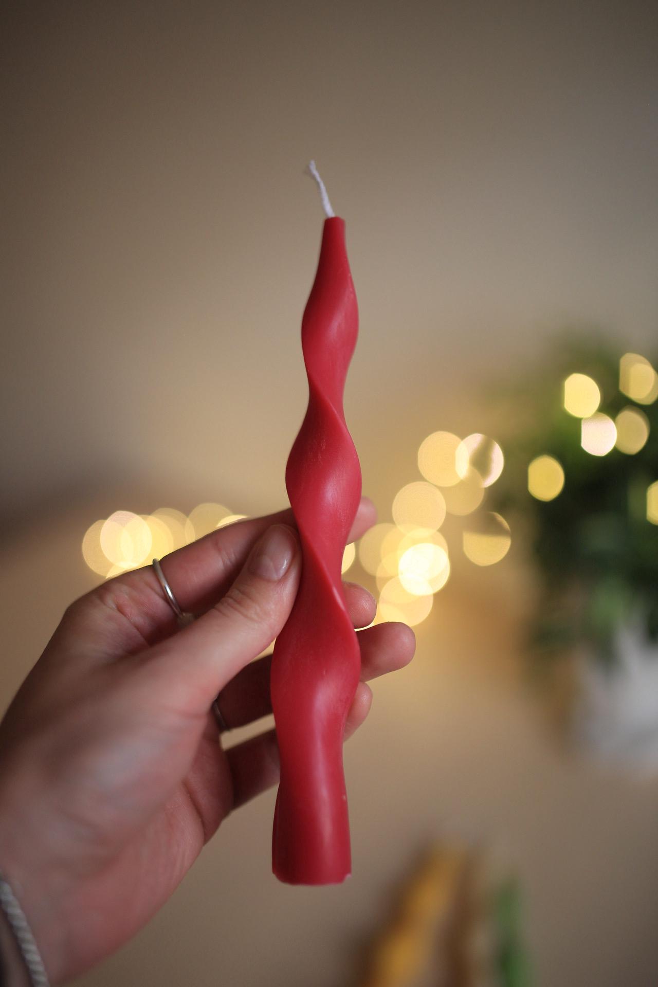 Long Wave Beeswax Taper Candle 2