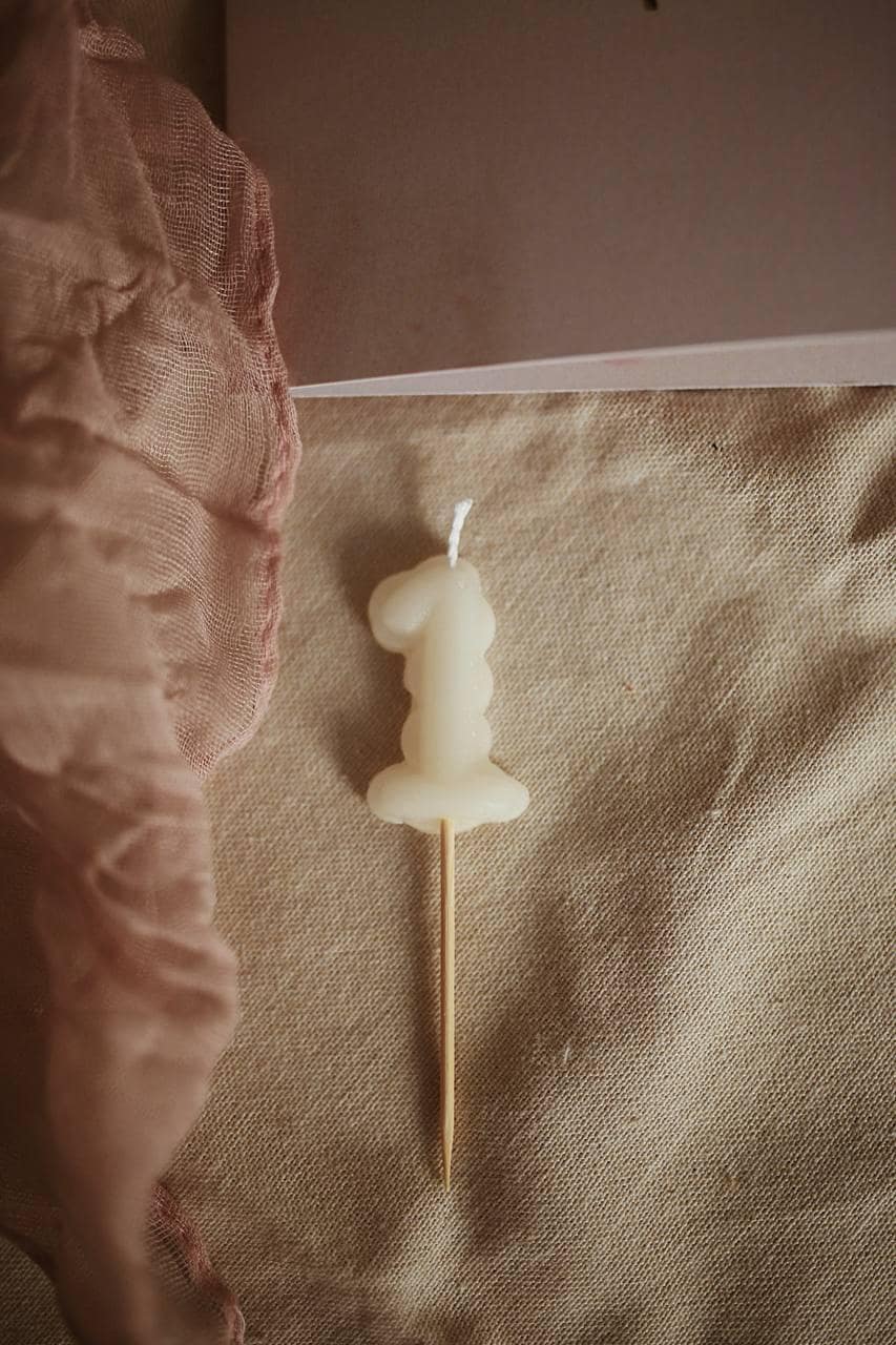 Classic Beeswax Number Candle for Birthday Cakes 6