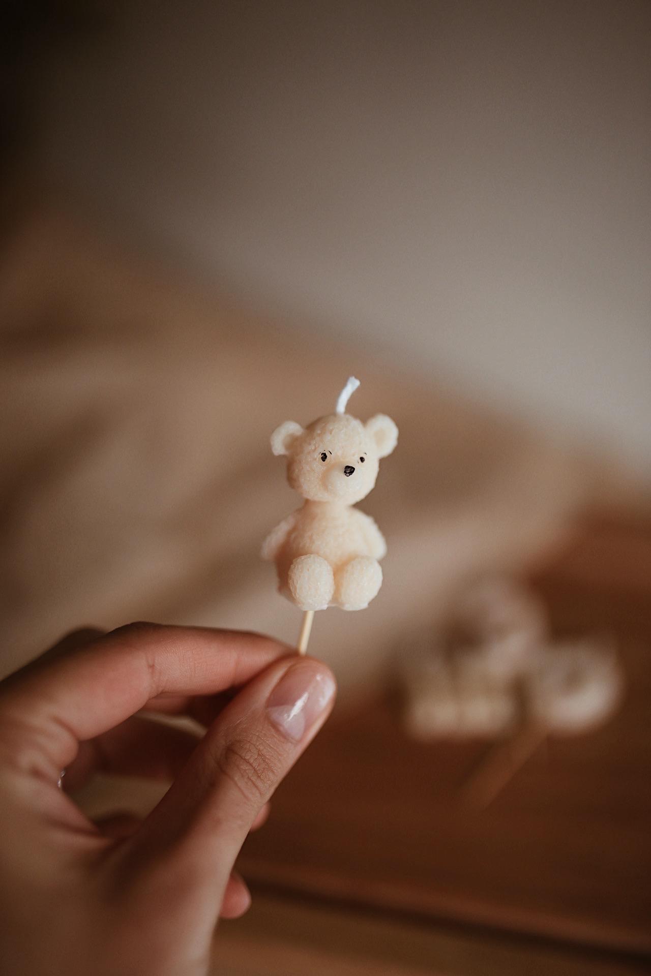 Beeswax Teddy Bear Birthday Candle Set 8