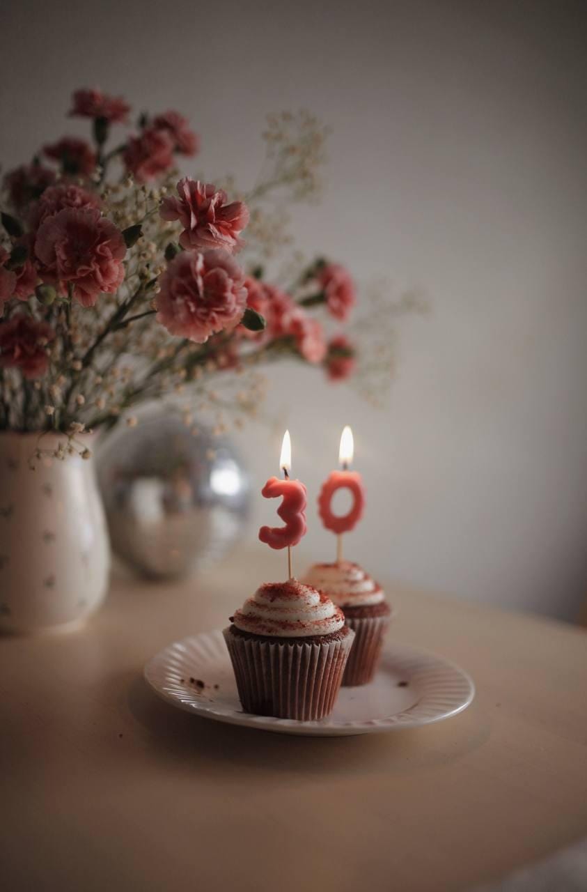 Classic Beeswax Number Candle for Birthday Cakes 2