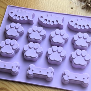 Dog Footprint  Bone Pet Fish Cake Mold Flexible Silicone Soap Mold For  Chocolate Cookie Bakeware Pudding Jelly Baking Tools