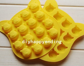 Winnie the Pooh Bear Cake Mold  Flexible Silicone Soap Mold For Handmade Chocolate Cookie Bakeware Pudding Jelly Baking Tools
