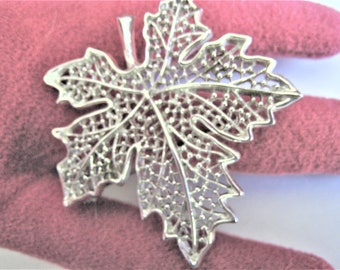 Sarah Coventry Silver Tone Leaf Pin