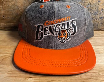 Vintage Cincinnati Bengals leather hat // Modern team NFL // made in USA two tone // snapback hat two tone // rare retro throwback hat vtg