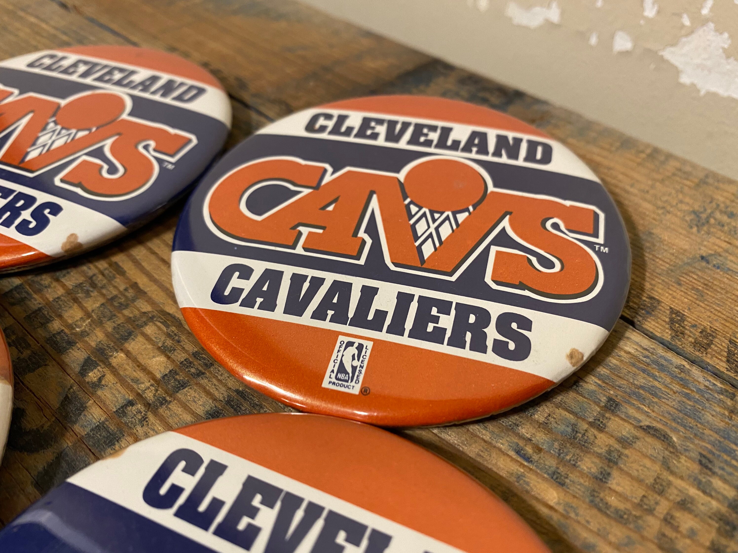 Lot of 4 Cleveland Cavaliers Pins // Large Hat Pins Buttons // 