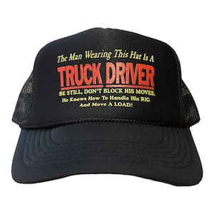 Vintage lustige Trucker Mütze // Der Mann mit dieser Mütze ist ein LKW-Fahrer // witziger Spruch // schwarze Snapback // lustige Mütze für Männer //