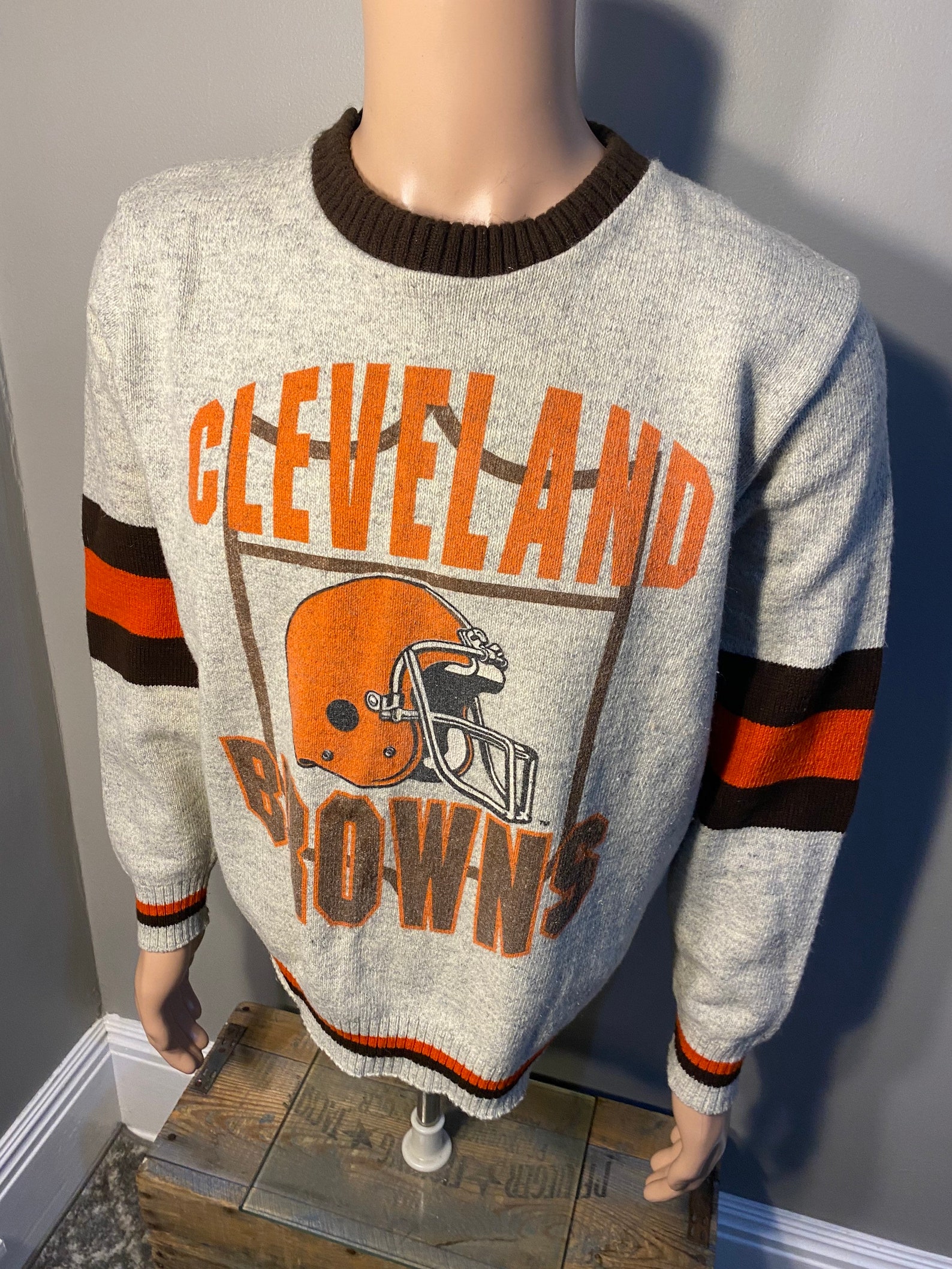 browns white sweatshirt
