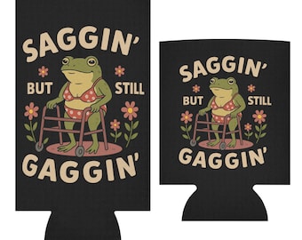 Lustig Bier Ärmel Saggin aber immer noch Gaggin Frosch-Entwurfs-Getränkehalter-Knebel-Geschenk für ihren Geburtstagspartybevorzugung dünne regelmäßige Dosen-Größe