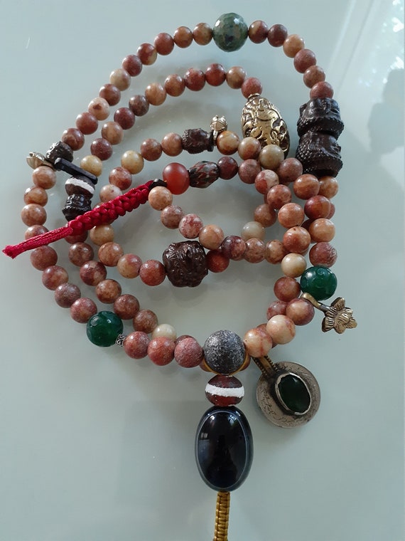 Large Buddhist 10 Mm Old Jade 96 Mala Beads W Big Black Heavenly