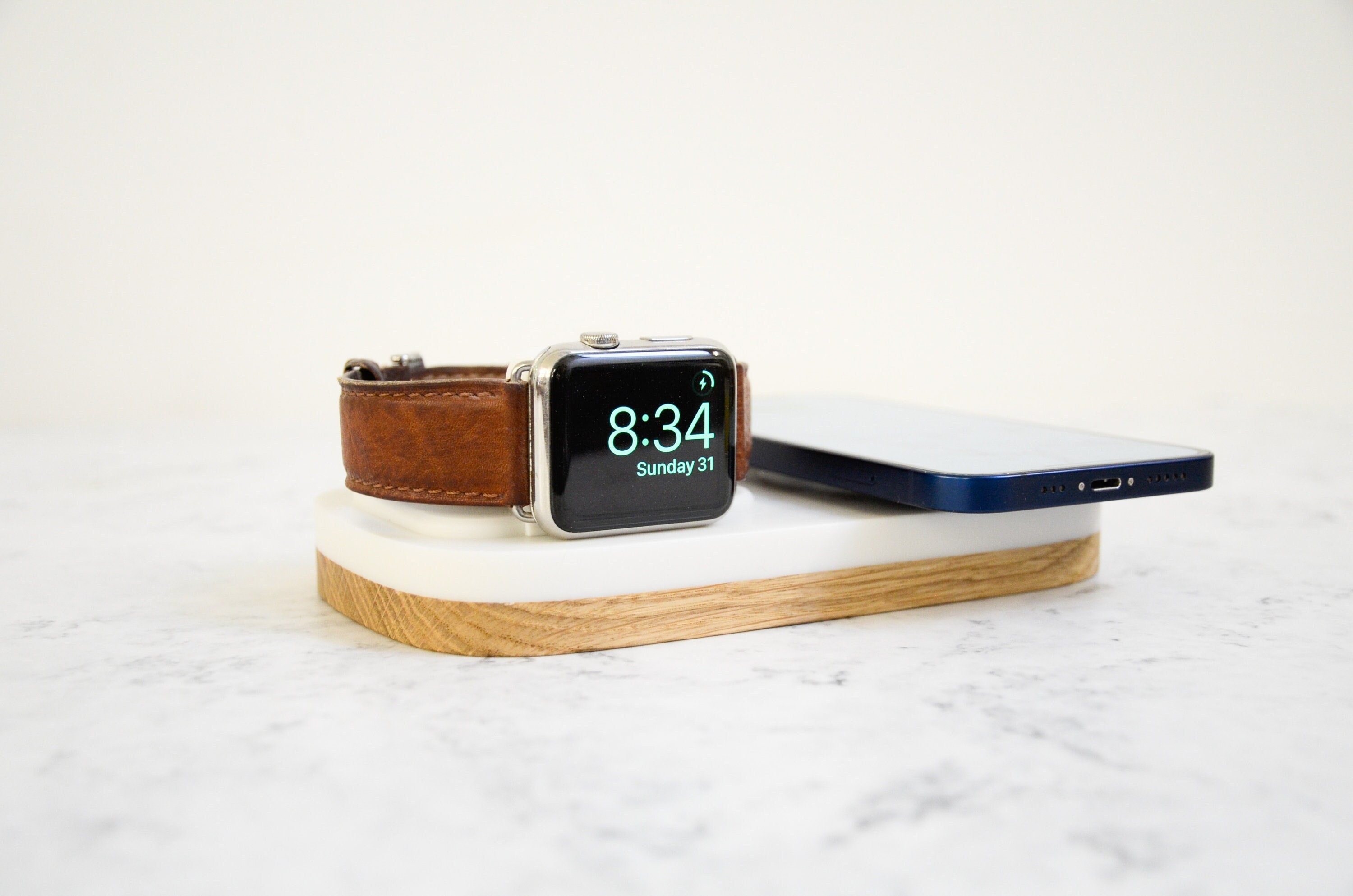 3 in 1 wireless fast charging pad iPhone, Apple Watch and AirPods, minimalistic and made with the finest materials - Pad X3 - Christmas Gift