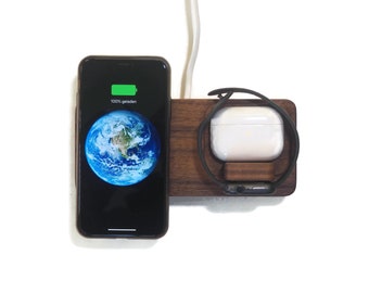 4 in 1 Wireless Charging Apple Docking for iPhone 8 - 15 pro, Apple Watch 1 - 9, AirPods Pro wireless case - MagSafe Qi2 Dockit W4 Pro