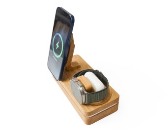 4-in-1 MagSafe Charger: Apple Watch, AirPods, iPhone Dock